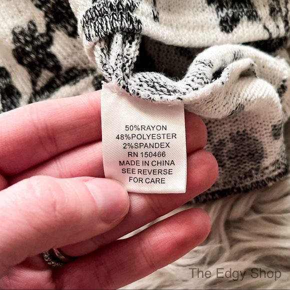 41 Hawthorn | Rachael Ruched Sleeve Lightweight Cardigan - Picture 5 of 6